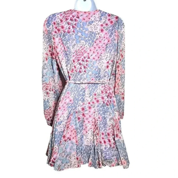 VICI COLLECTION size XS Long Sleeve wrap dress - Picture 3 of 9